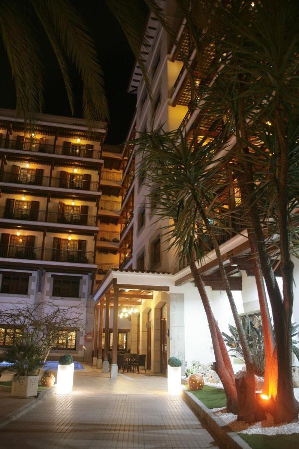 Hotel La Carolina 滨海略雷特 外观 照片