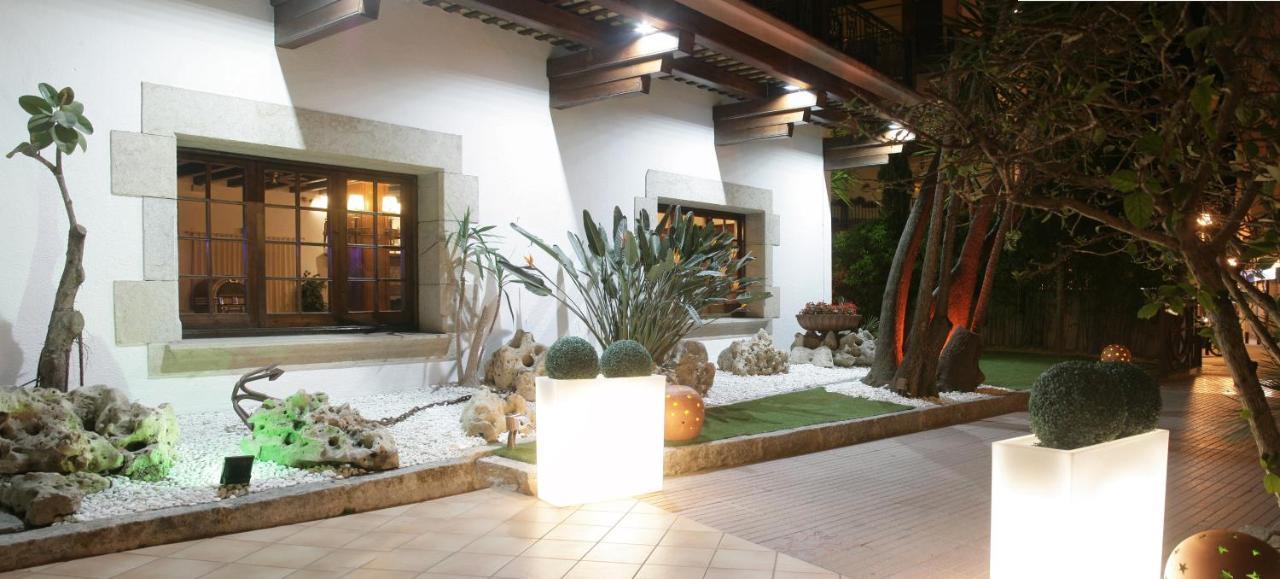 Hotel La Carolina 滨海略雷特 外观 照片