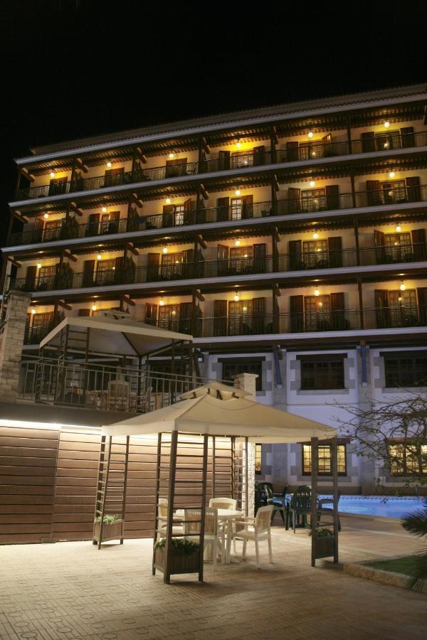 Hotel La Carolina 滨海略雷特 外观 照片