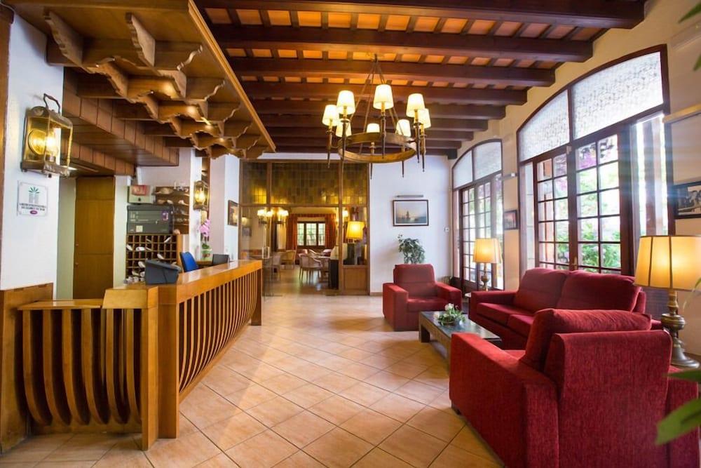 Hotel La Carolina 滨海略雷特 外观 照片
