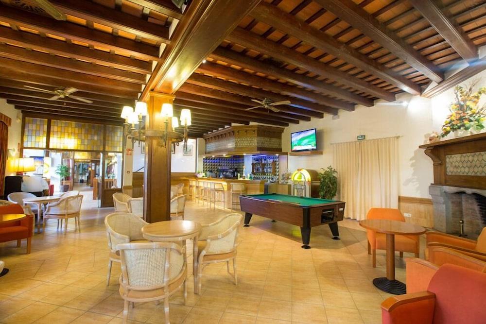 Hotel La Carolina 滨海略雷特 外观 照片