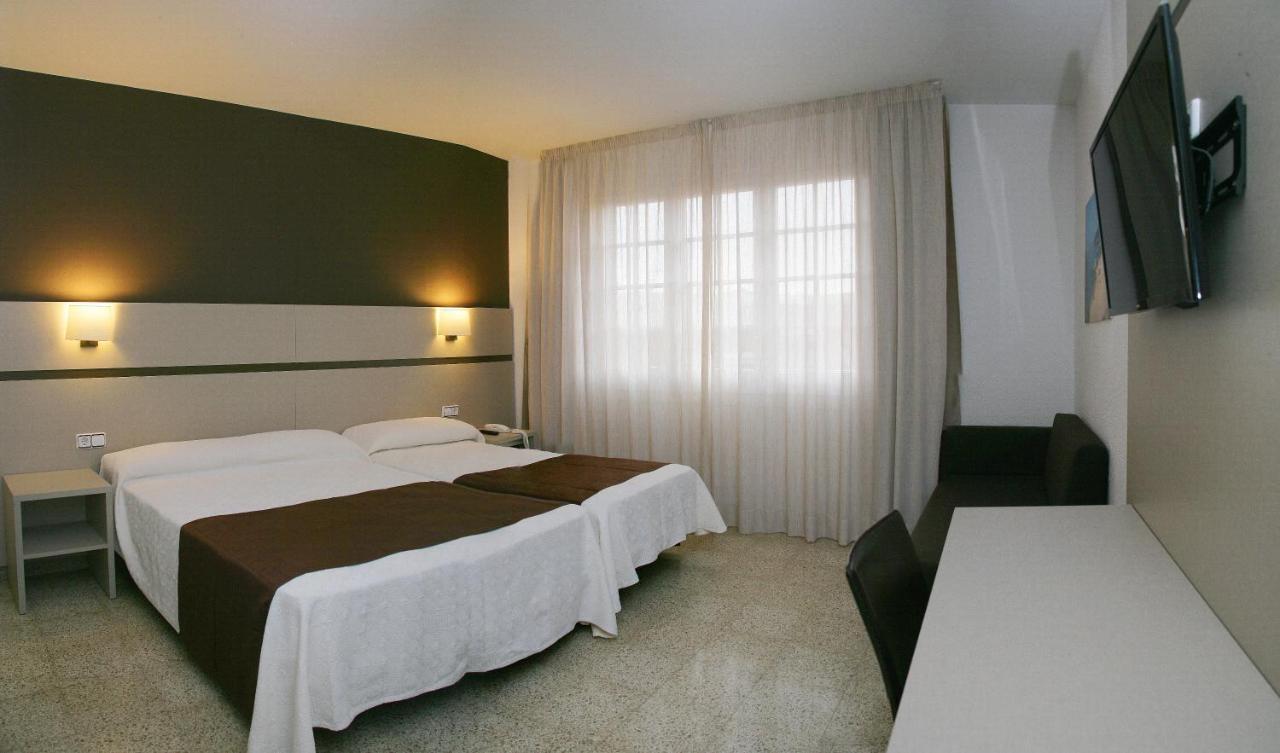 Hotel La Carolina 滨海略雷特 外观 照片