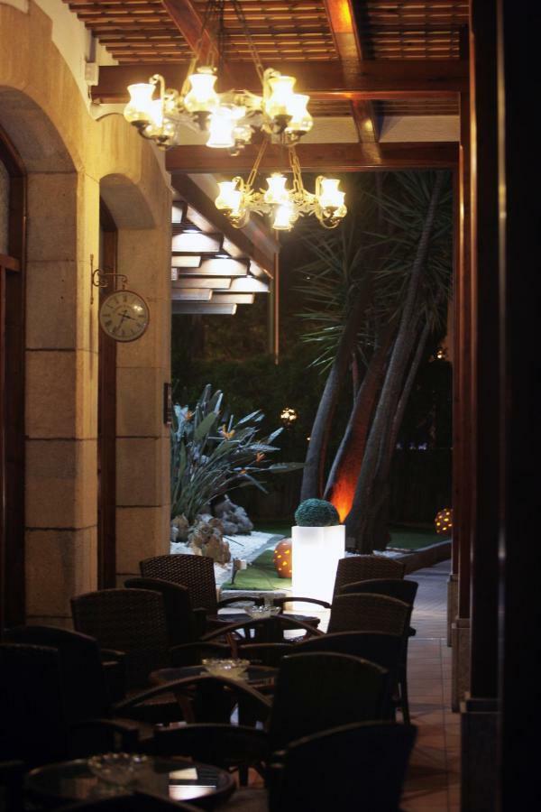 Hotel La Carolina 滨海略雷特 外观 照片